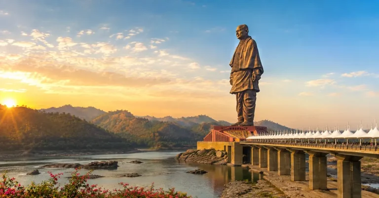 Statue of Unity Trip Guide: Best Places to Visit, 3-Day Itinerary, Tickets, Hotels, Food and Travel Tips
